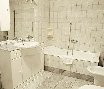 Bed and Breakfast Cyrus 2*